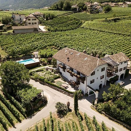 Weingut Weidlhof - Suite & Breakfast - Vacation For Wine Lovers Caldaro Extérieur photo