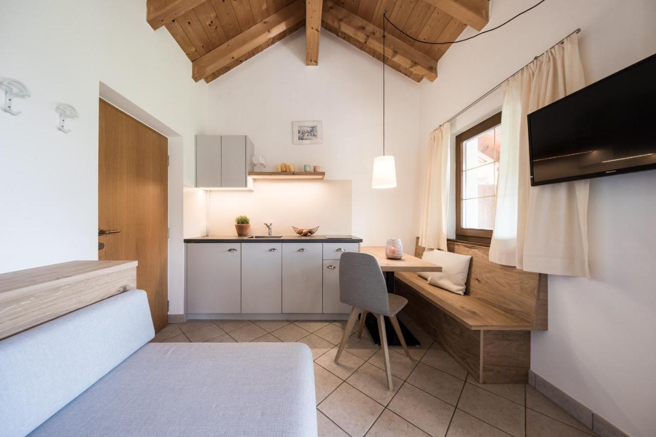 Weingut Weidlhof - Suite & Breakfast - Vacation For Wine Lovers Caldaro Extérieur photo