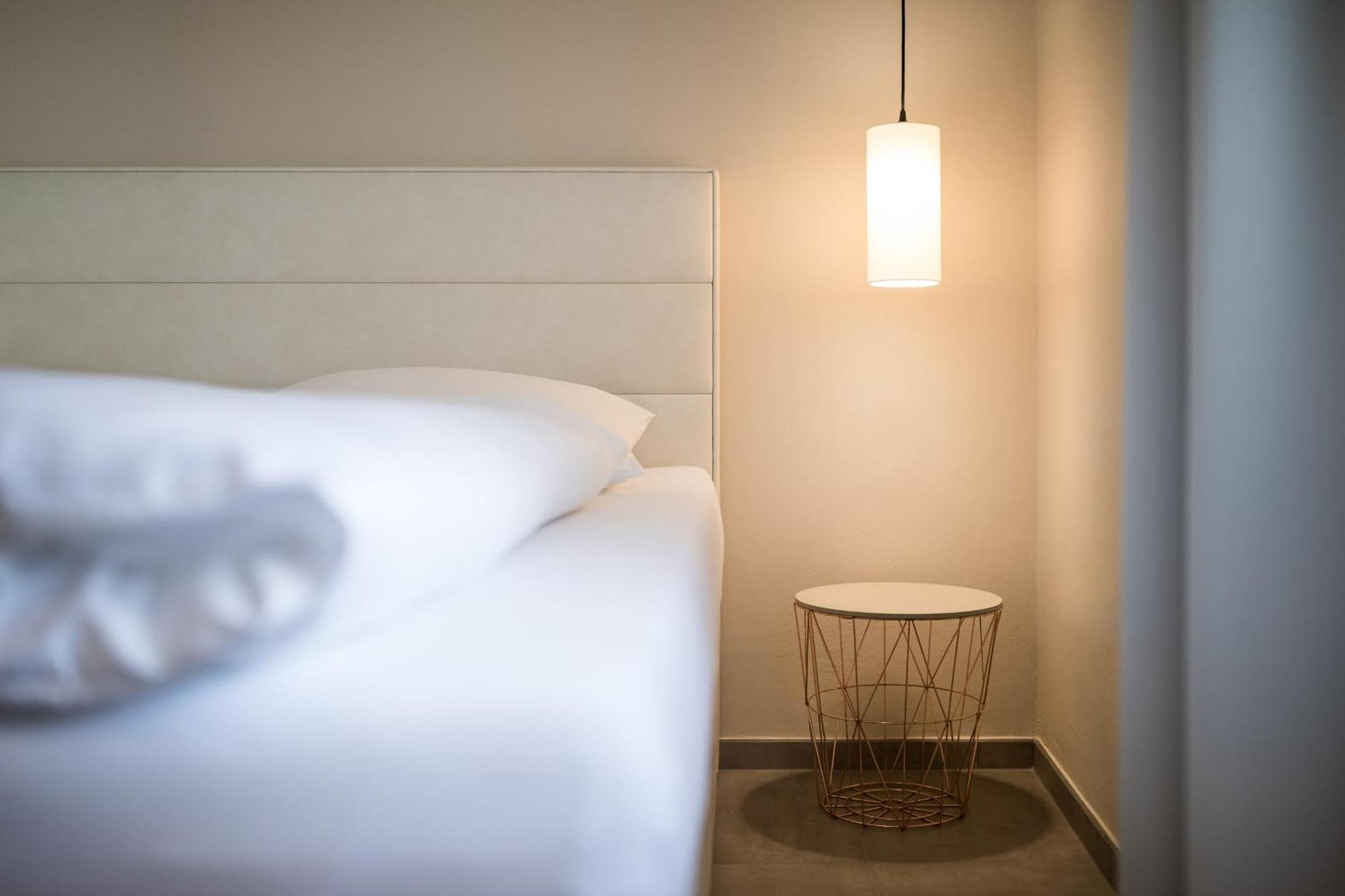 Weingut Weidlhof - Suite & Breakfast - Vacation For Wine Lovers Caldaro Extérieur photo