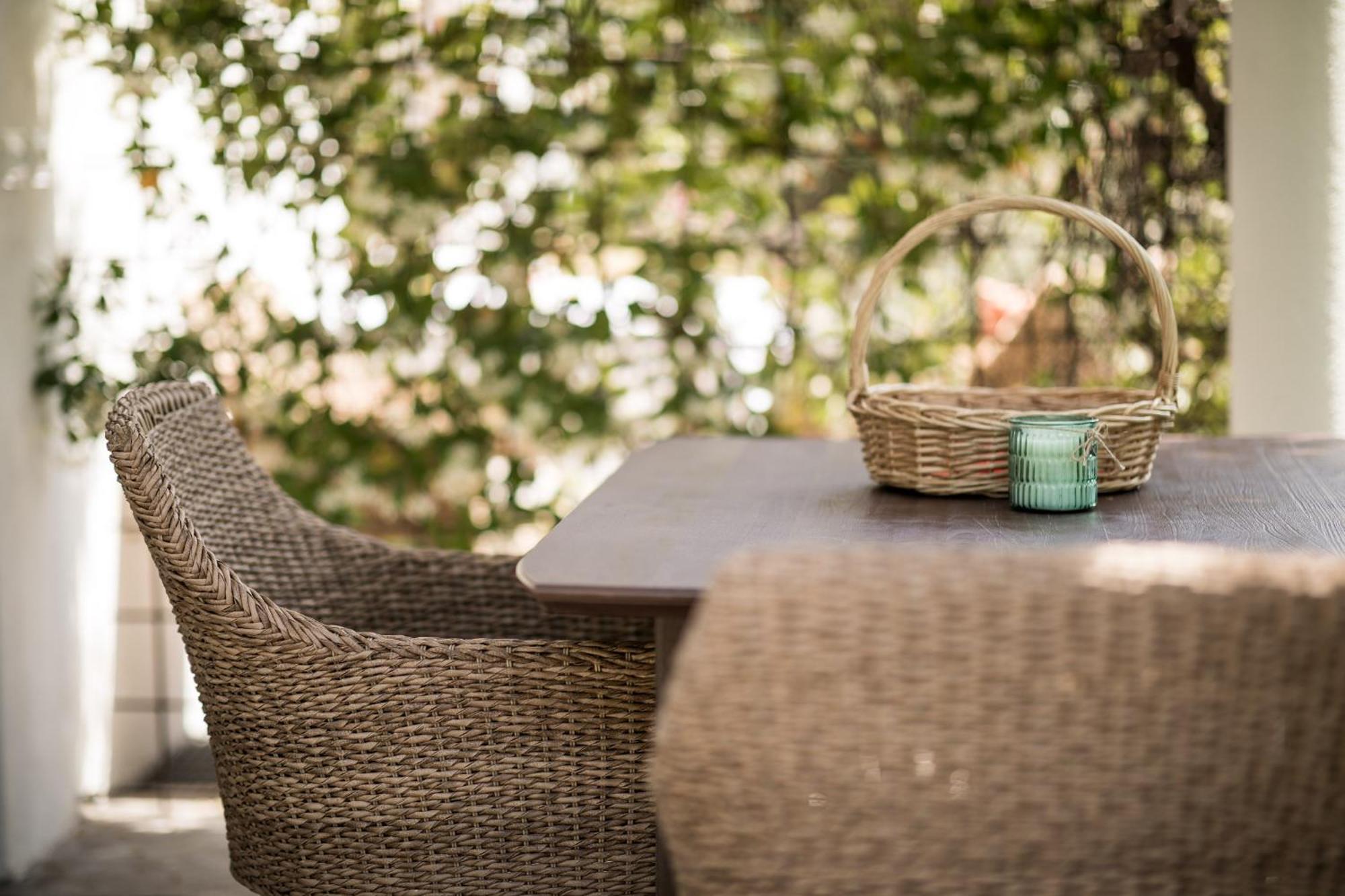 Weingut Weidlhof - Suite & Breakfast - Vacation For Wine Lovers Caldaro Extérieur photo