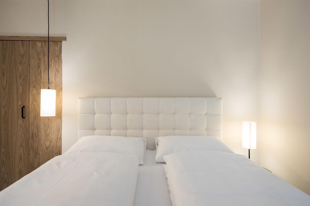 Weingut Weidlhof - Suite & Breakfast - Vacation For Wine Lovers Caldaro Extérieur photo