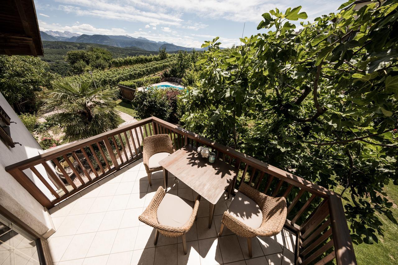 Weingut Weidlhof - Suite & Breakfast - Vacation For Wine Lovers Caldaro Extérieur photo