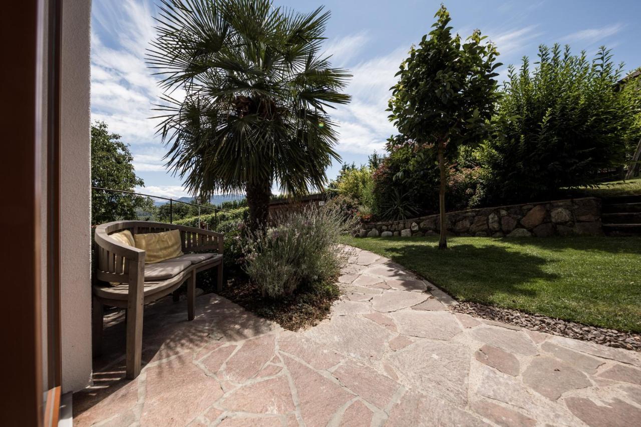 Weingut Weidlhof - Suite & Breakfast - Vacation For Wine Lovers Caldaro Extérieur photo
